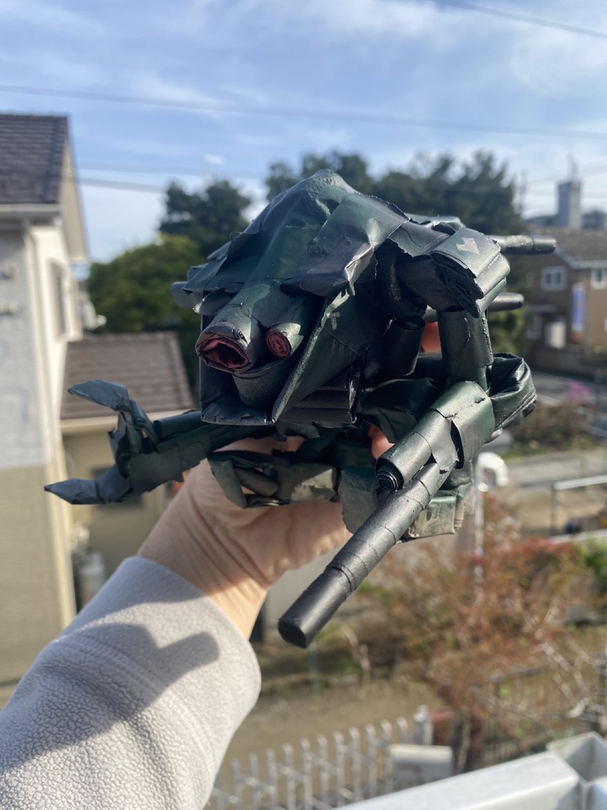 ケルバーダイン テプーティッシュクバルガ再生構築過程。テイッシュとテープでロボを作る！